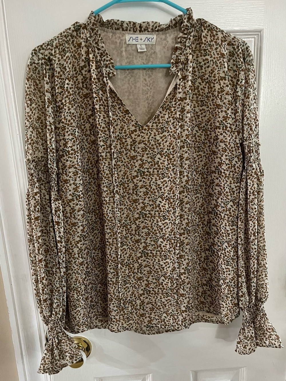 She + Sky Beige and Brown Floral V-Neck Ruffle Blouse